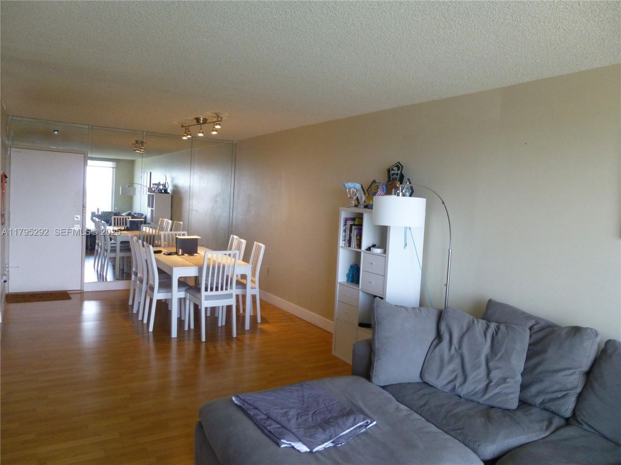 2801 NE 183rd St, Unit 1507W, Aventura, FL 33160 Photo