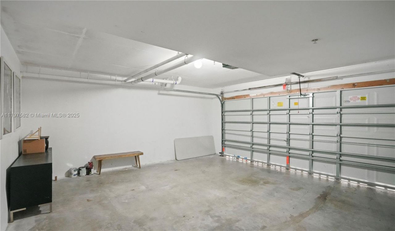 18445 NE 27th Pl, Aventura, FL 33160 Photo