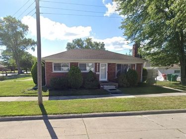 19000 ROSETTA Avenue, Eastpointe, MI 48021