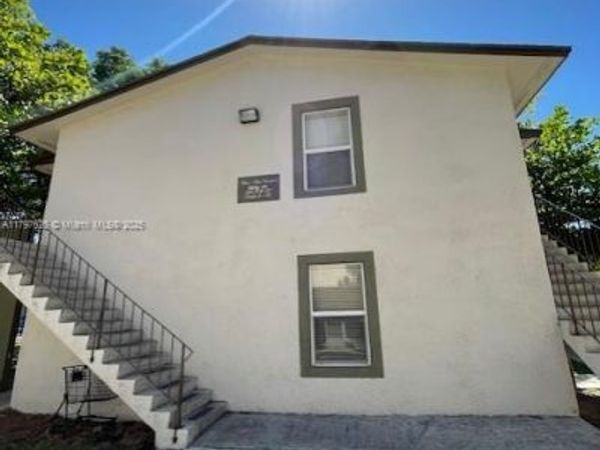 1680 NW 4th Ave, Unit 8B, Miami, FL 33136