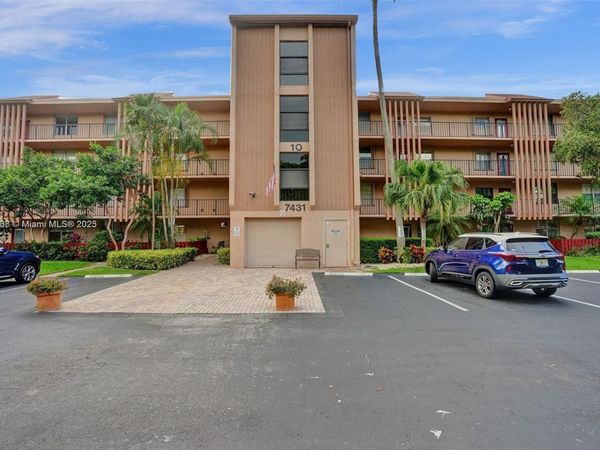 7431 NW 1st St, Unit 407, Margate, FL 33063