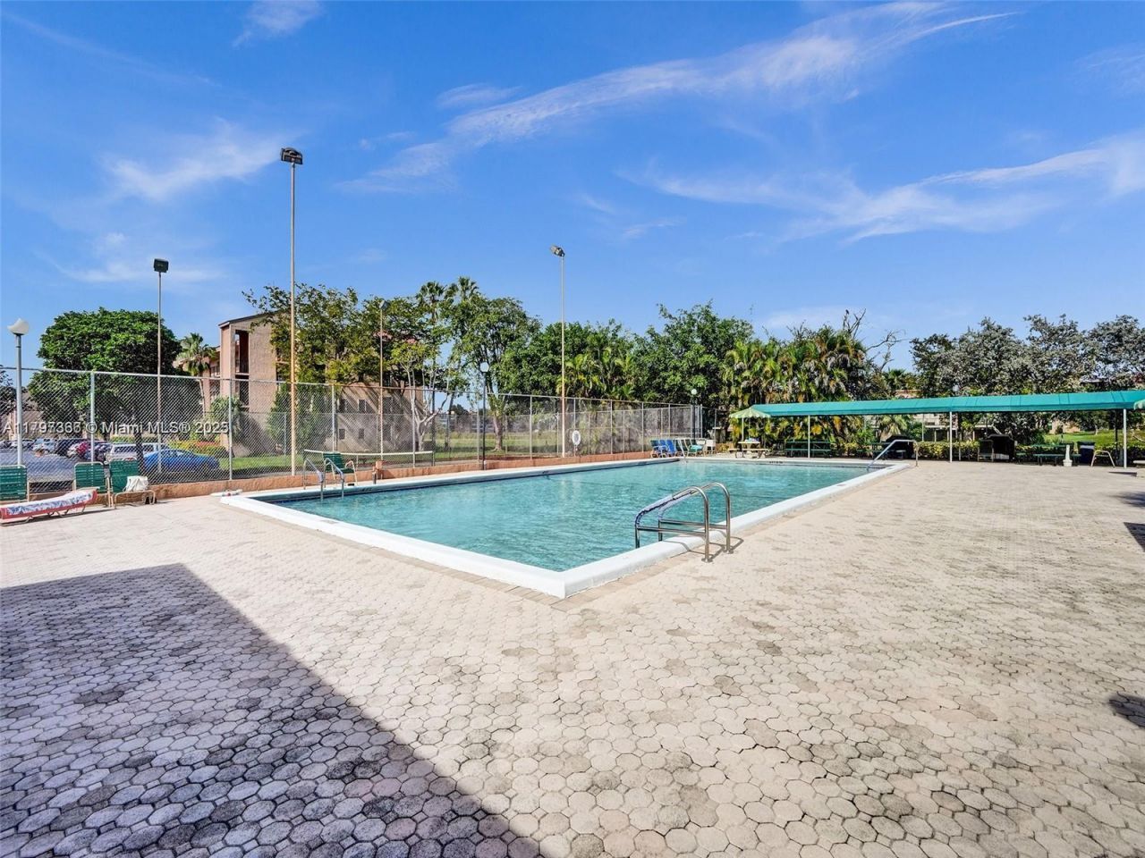 7431 NW 1st St, Unit 407, Margate, FL 33063 Photo