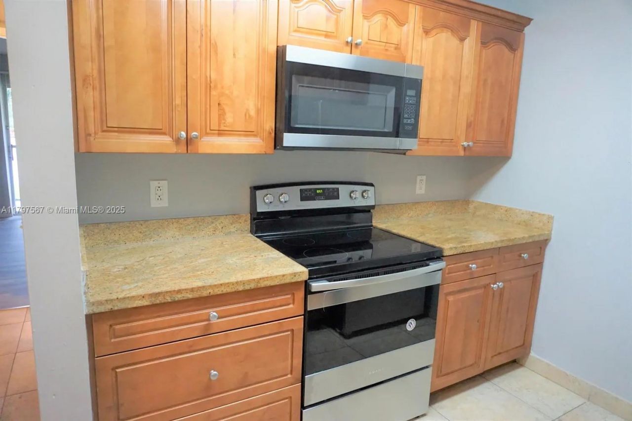 1722 W Meadows Cir W, Unit 1722, Boynton Beach, FL 33436 Photo