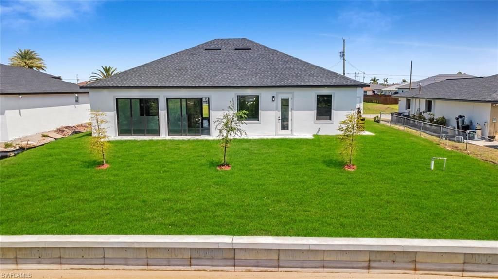 318 NW 9th St, Cape Coral, FL 33993 Photo