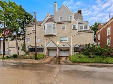 1010 Allen Street, Unit 213, Dallas, TX 75204