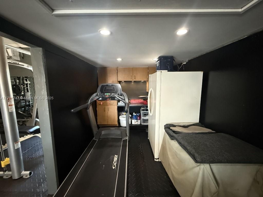 18211 SW 95th Ct, Palmetto Bay, FL 33157 Photo