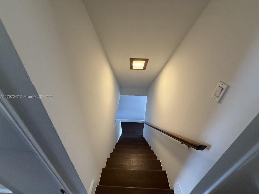 18211 SW 95th Ct, Palmetto Bay, FL 33157 Photo