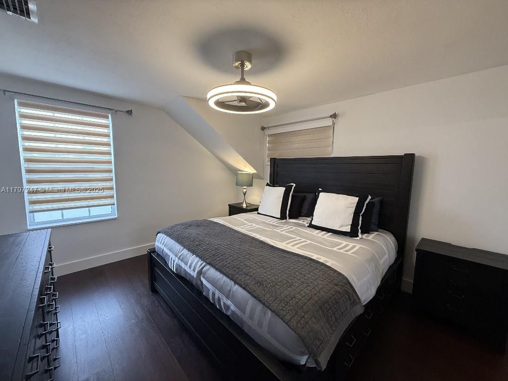 18211 SW 95th Ct, Palmetto Bay, FL 33157 Photo