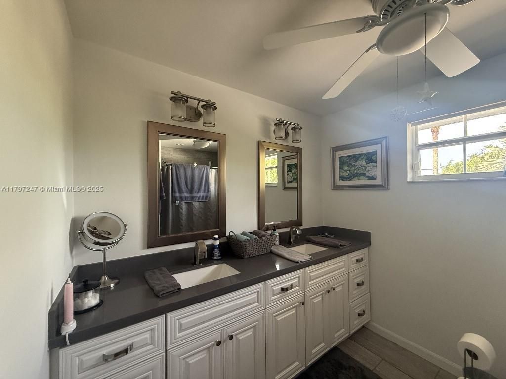 18211 SW 95th Ct, Palmetto Bay, FL 33157 Photo