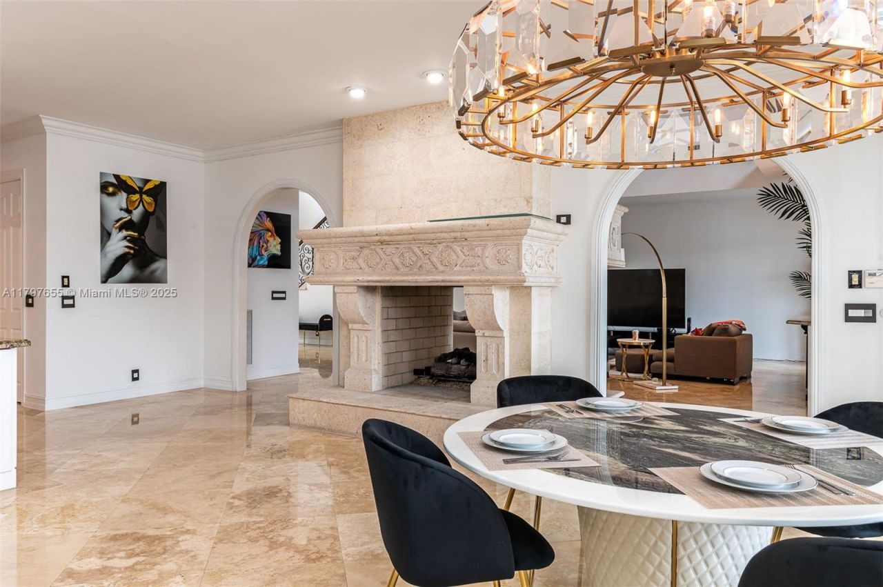 1309 Middle River Dr, Fort Lauderdale, FL 33304 Photo