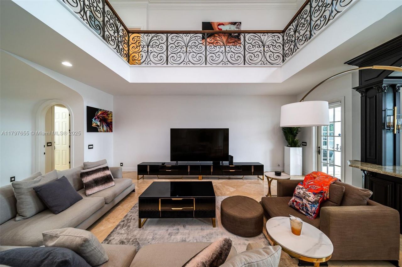 1309 Middle River Dr, Fort Lauderdale, FL 33304 Photo