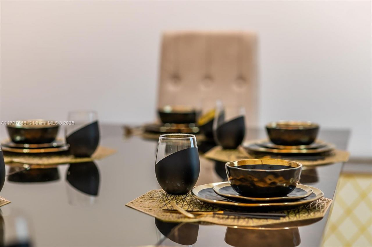 1309 Middle River Dr, Fort Lauderdale, FL 33304 Photo