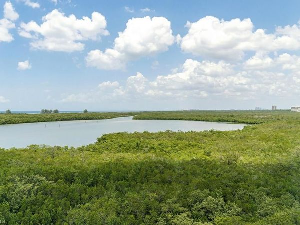 295 Grande WAY, Unit 503, NAPLES, FL 34110
