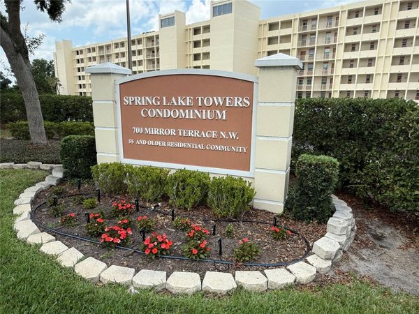 700 MIRROR TERRACE NW, Unit 303, WINTER HAVEN, FL 33881