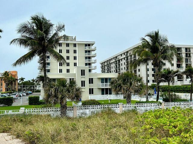 125 S Ocean Avenue, Unit 207, Palm Beach Shores, FL 33404 Photo