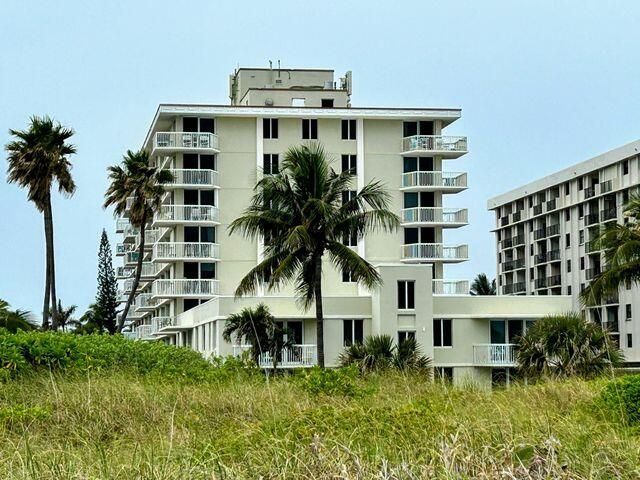 125 S Ocean Avenue, Unit 207, Palm Beach Shores, FL 33404 Photo
