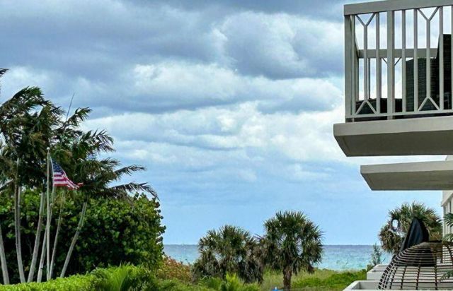 125 S Ocean Avenue, Unit 207, Palm Beach Shores, FL 33404 Photo