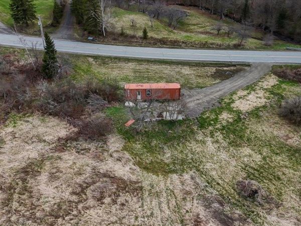 6847 Vermont Route 122, Sheffield, VT 05866