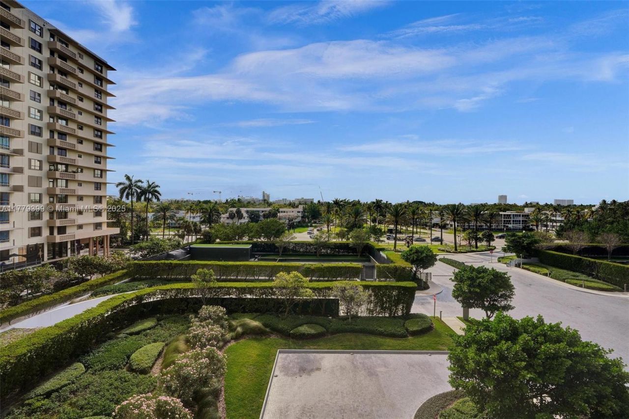 10201 Collins Ave, Unit 404, Bal Harbour, FL 33154 Photo