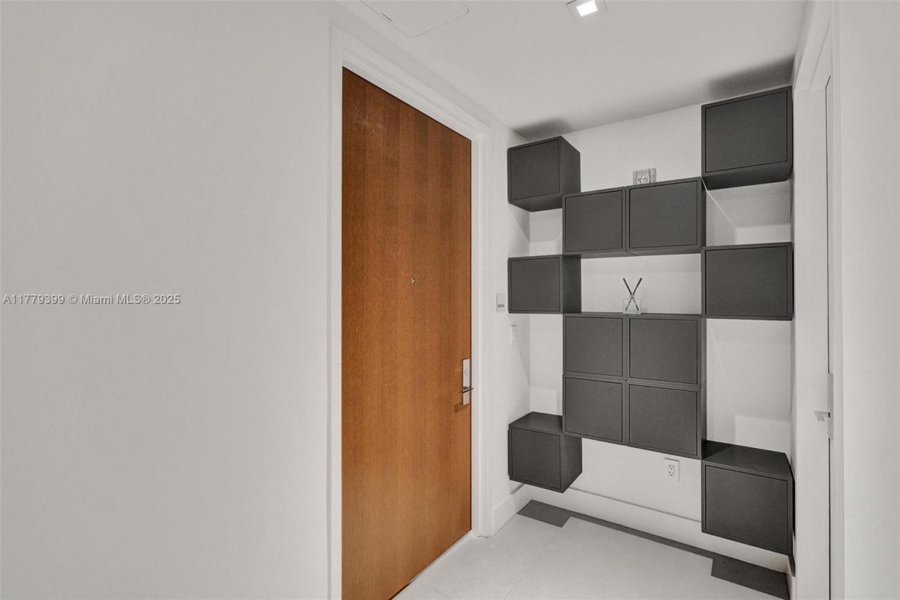 10201 Collins Ave, Unit 404, Bal Harbour, FL 33154 Photo