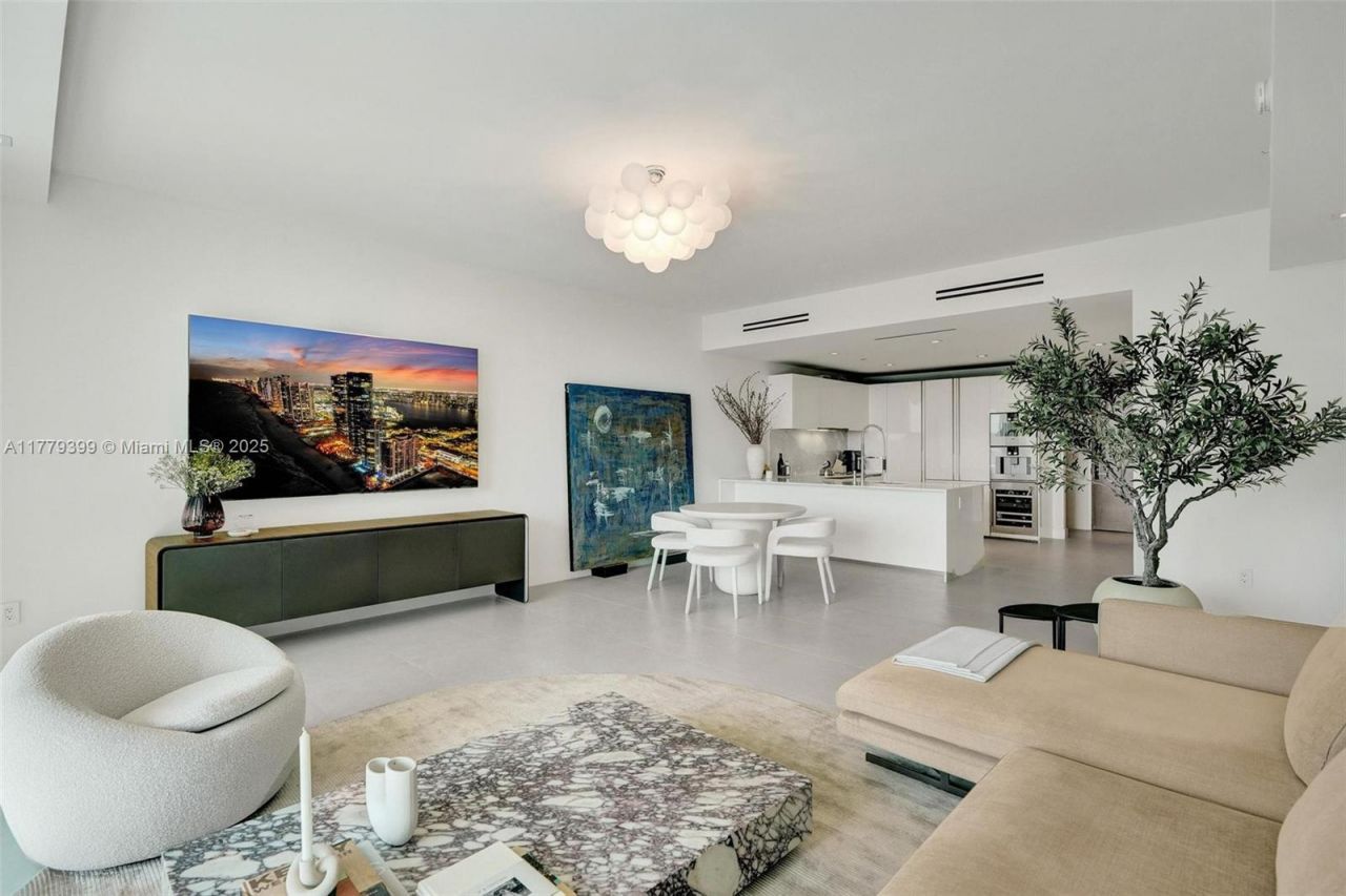 10201 Collins Ave, Unit 404, Bal Harbour, FL 33154 Photo