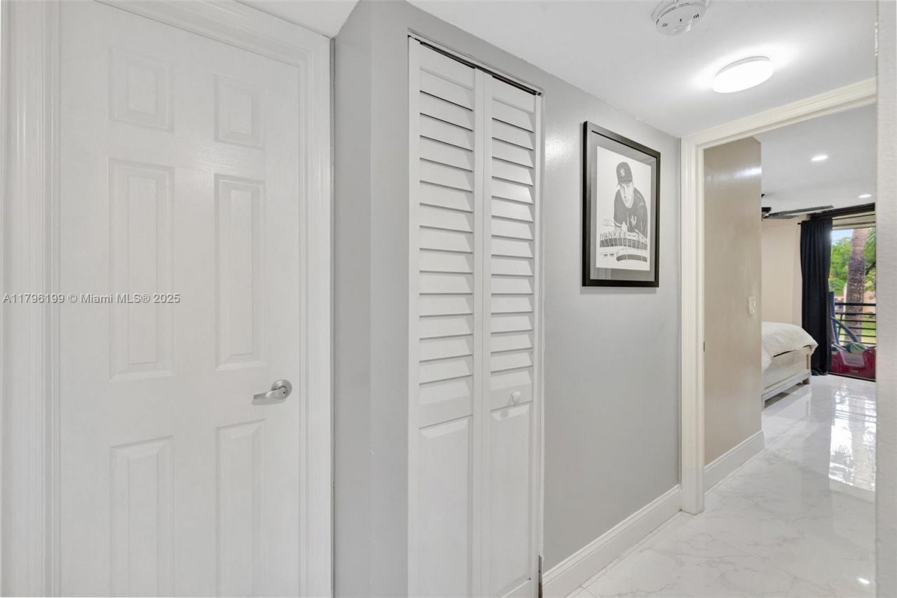 7699 NW 79th Ave, Unit 205, Tamarac, FL 33321 Photo