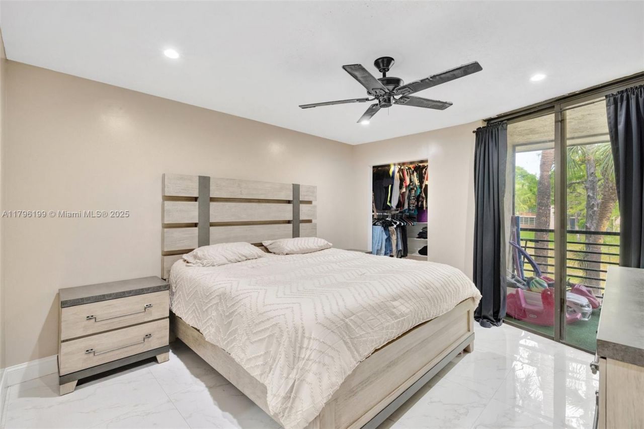 7699 NW 79th Ave, Unit 205, Tamarac, FL 33321 Photo