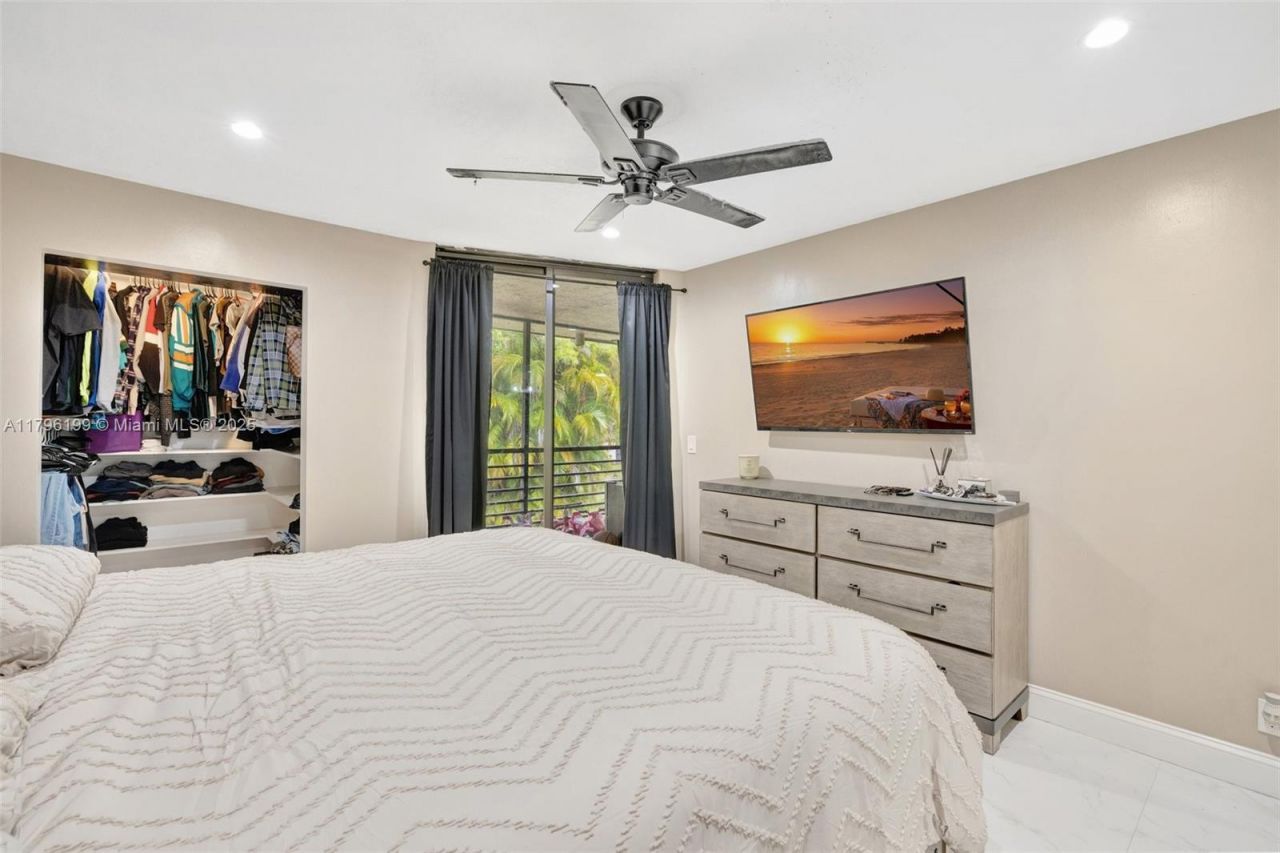 7699 NW 79th Ave, Unit 205, Tamarac, FL 33321 Photo