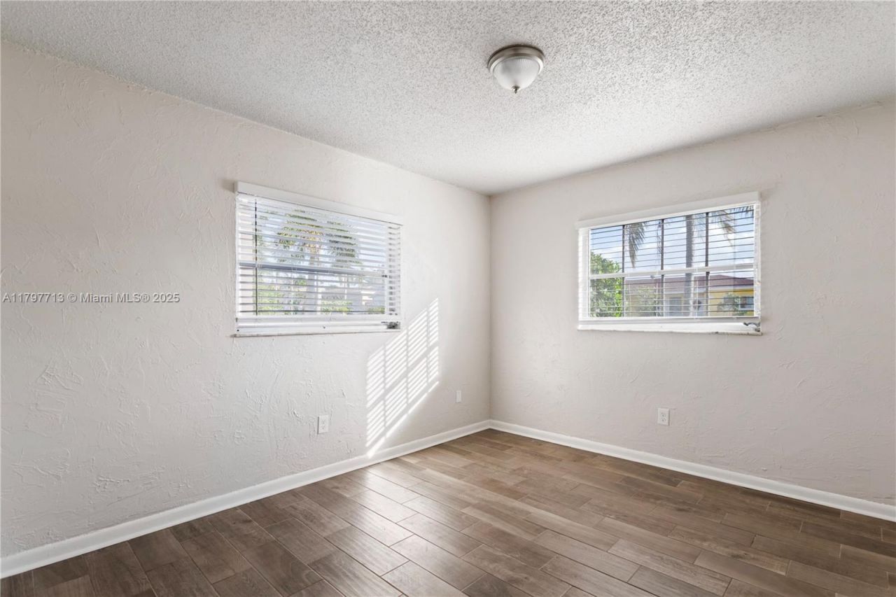 1732 N 16th Ave N, Lake Worth, FL 33460 Photo