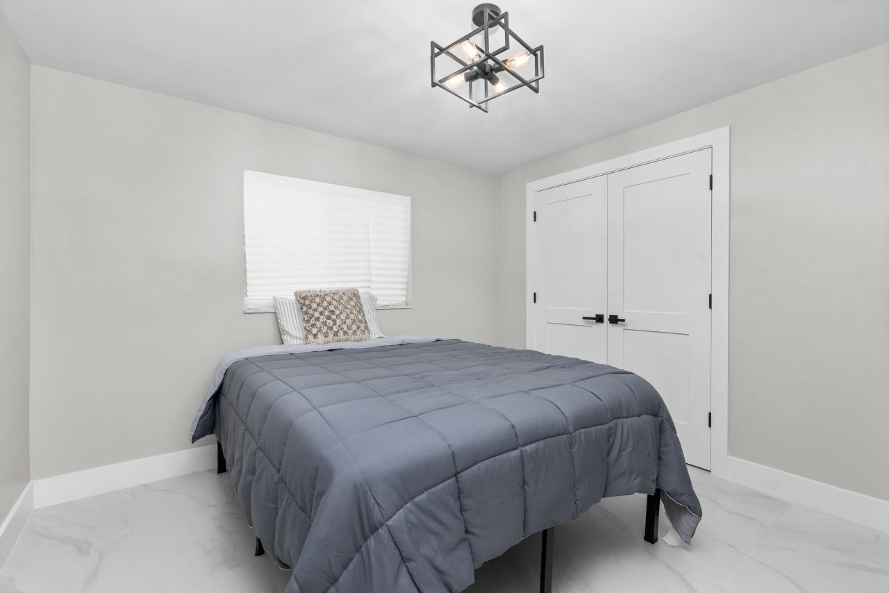 2500 NE 23rd Street, Pompano Beach, FL 33062 Photo