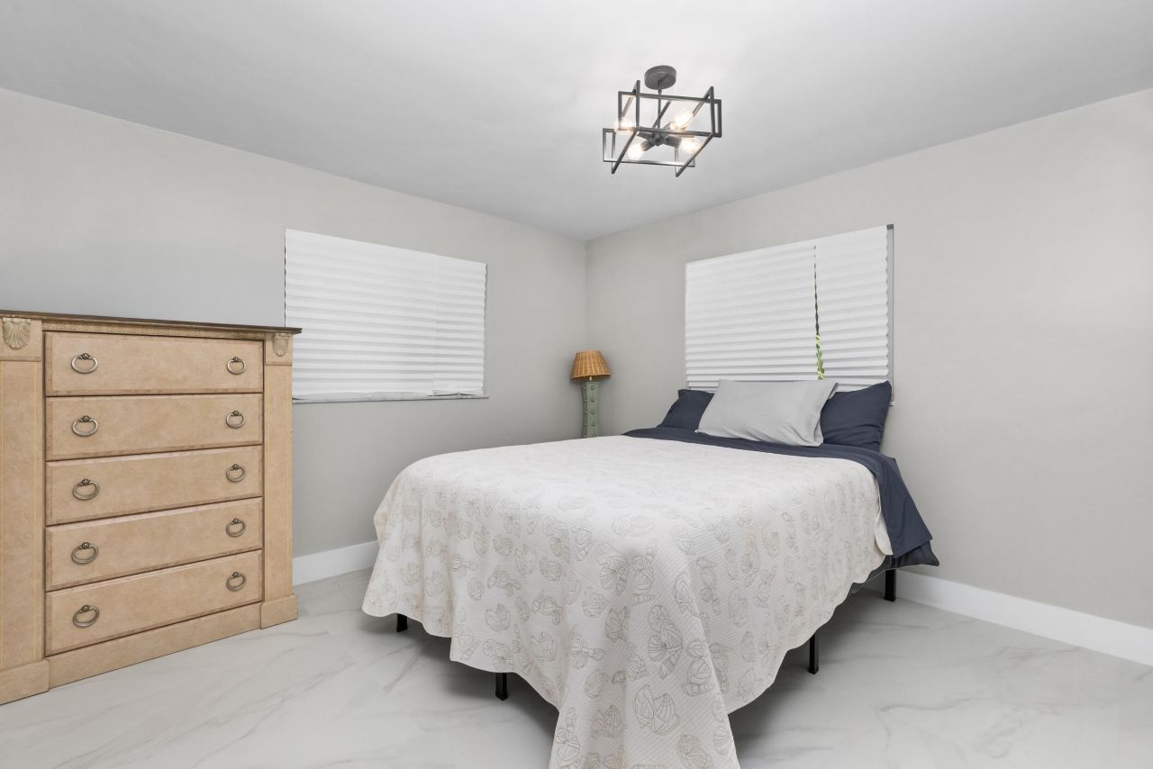 2500 NE 23rd Street, Pompano Beach, FL 33062 Photo