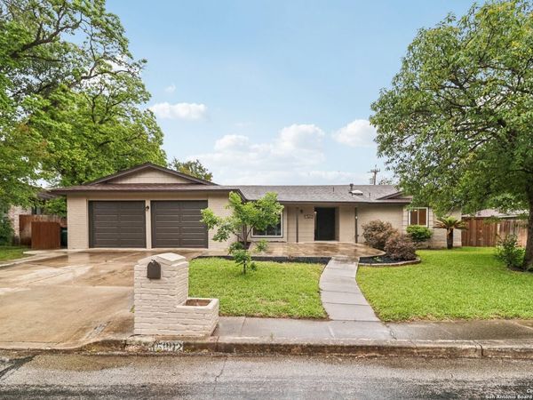 15802 Horse Creek St., San Antonio, TX 78232