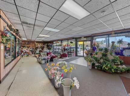 1657 Prater Way, Sparks, NV 89431 Photo