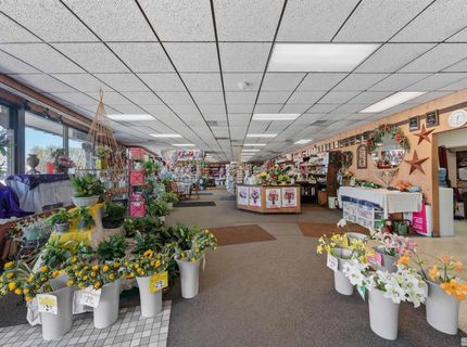 1657 Prater Way, Sparks, NV 89431 Photo