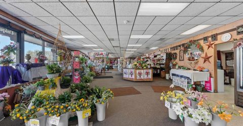 1657 Prater Way, Sparks, NV 89431 Photo