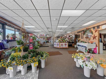 1657 Prater Way, Sparks, NV 89431 Photo
