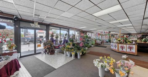 1657 Prater Way, Sparks, NV 89431 Photo