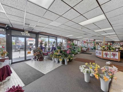 1657 Prater Way, Sparks, NV 89431 Photo