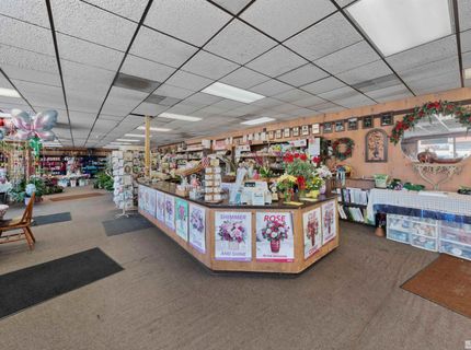 1657 Prater Way, Sparks, NV 89431 Photo