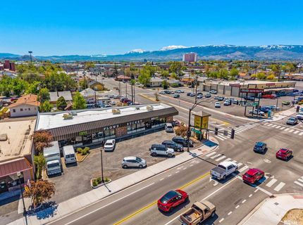 1657 Prater Way, Sparks, NV 89431 Photo