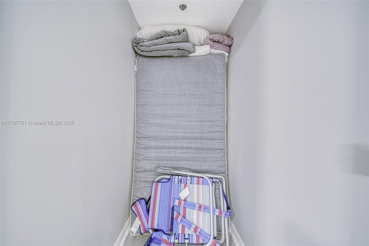 8888 Collins Ave, Unit 201, Surfside, FL 33154 Photo