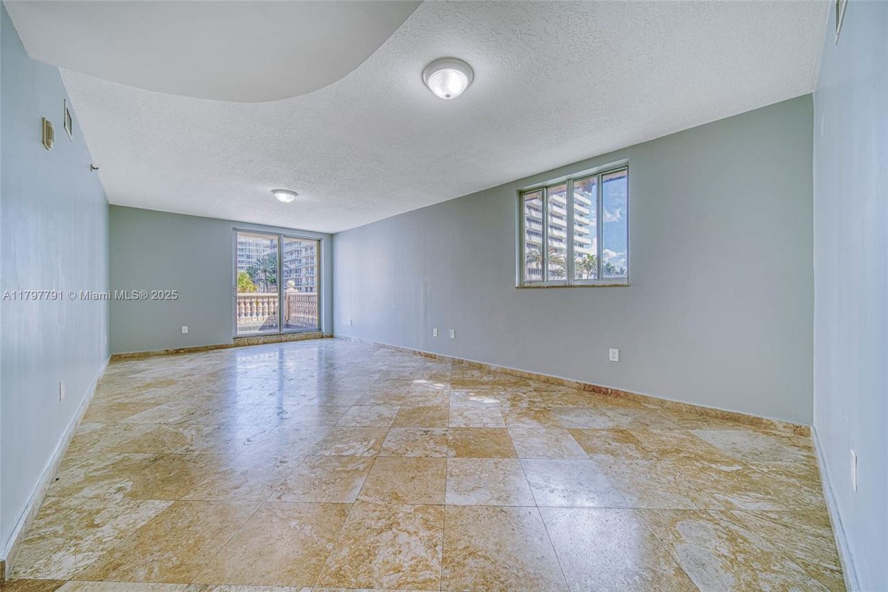 8888 Collins Ave, Unit 201, Surfside, FL 33154 Photo