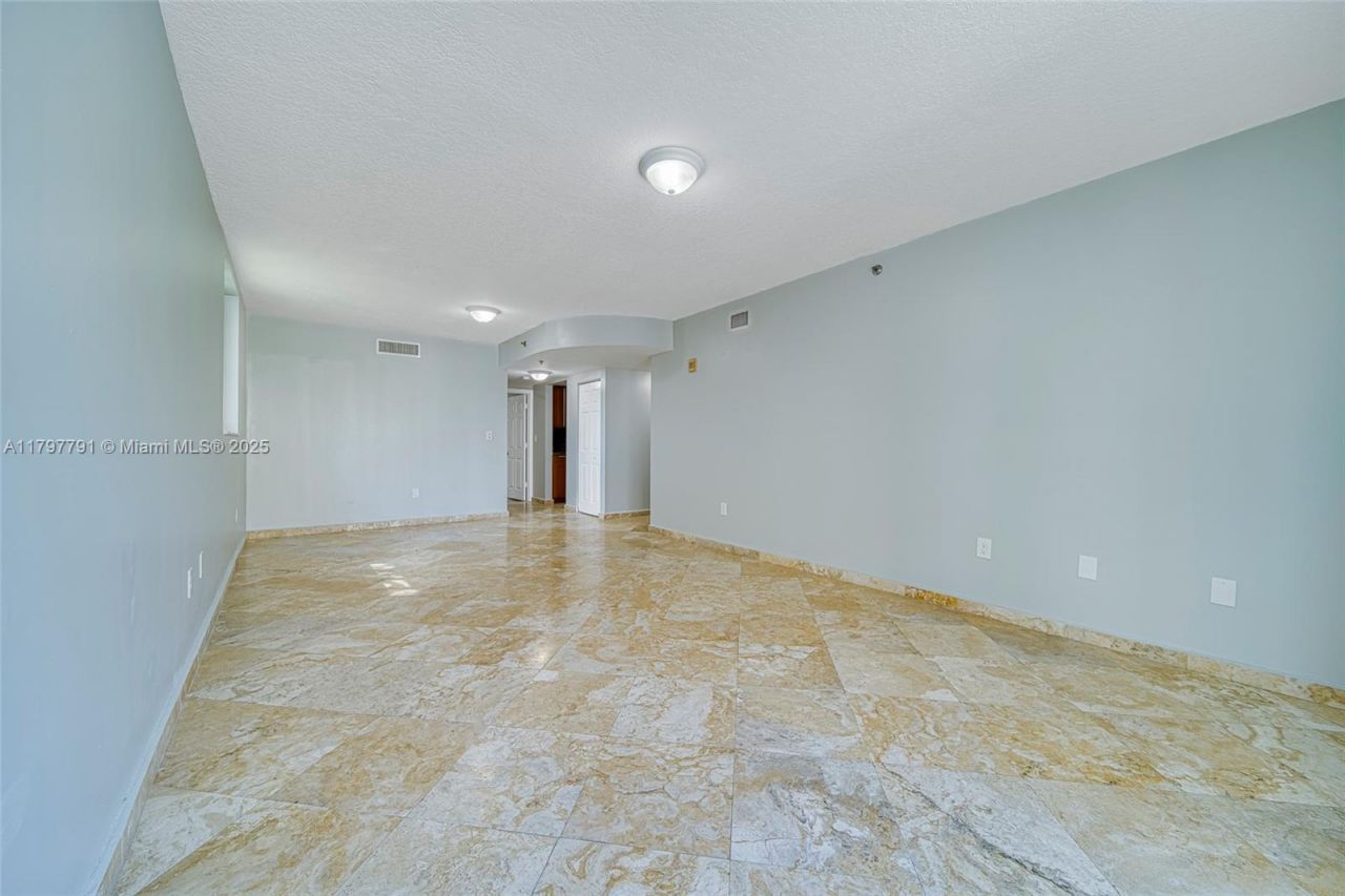 8888 Collins Ave, Unit 201, Surfside, FL 33154 Photo