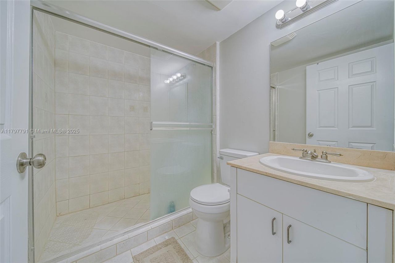 8888 Collins Ave, Unit 201, Surfside, FL 33154 Photo