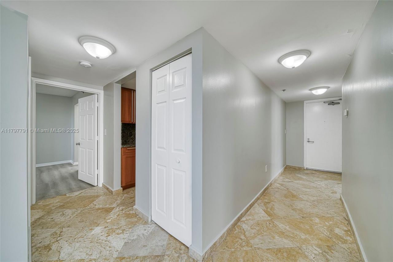 8888 Collins Ave, Unit 201, Surfside, FL 33154 Photo