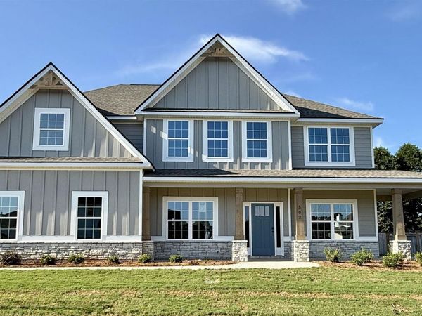 502 Bella Notte Circle, Warner Robins, GA 31088