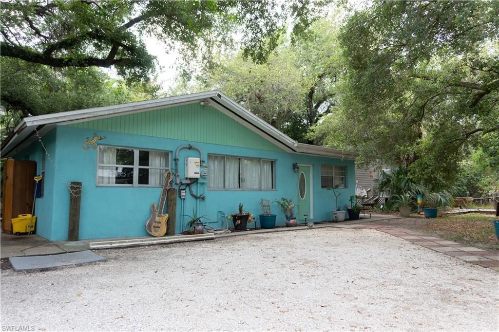 3388 E Riverside Dr, Fort Myers, FL 33916 Photo