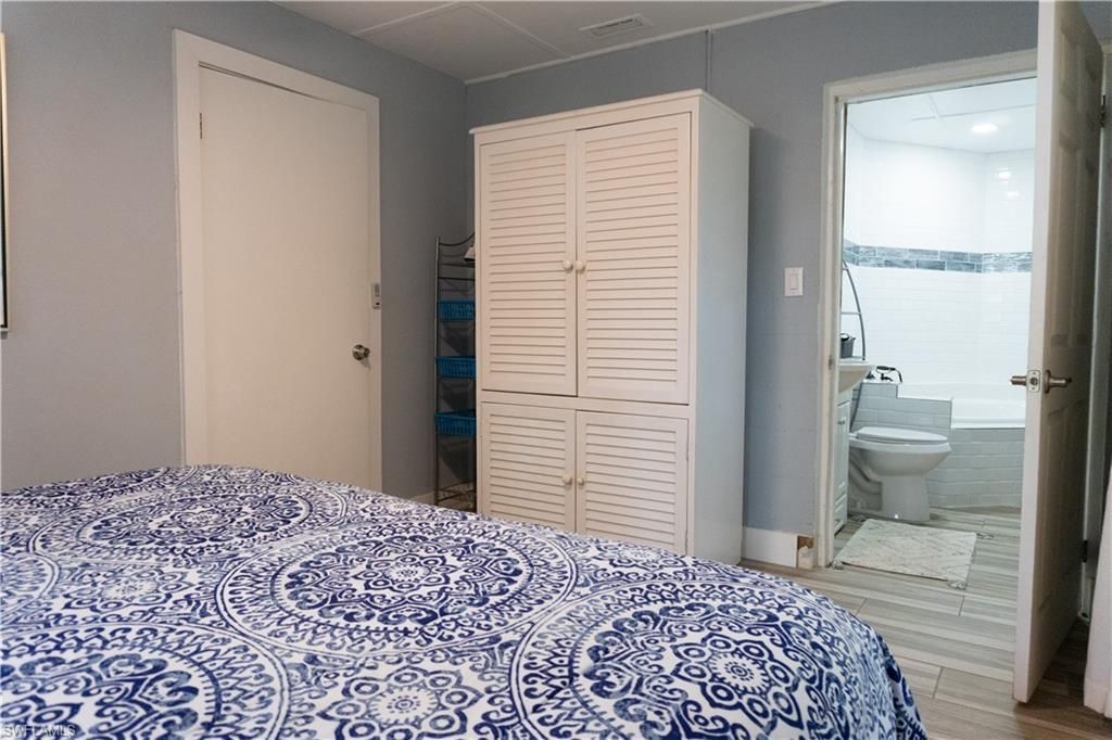 3388 E Riverside Dr, Fort Myers, FL 33916 Photo