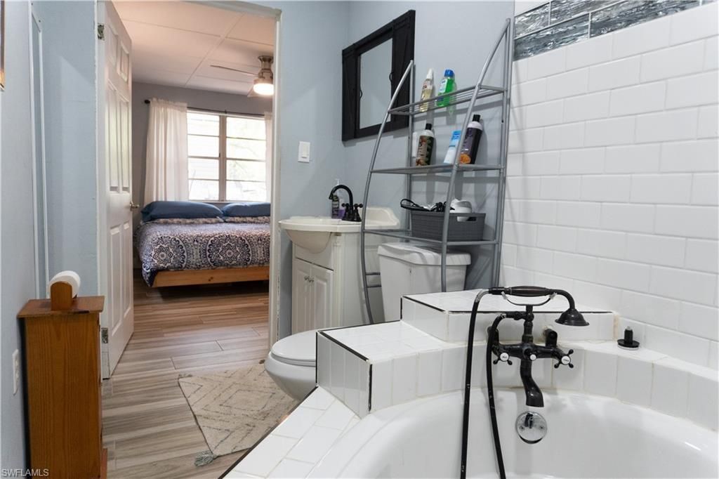 3388 E Riverside Dr, Fort Myers, FL 33916 Photo