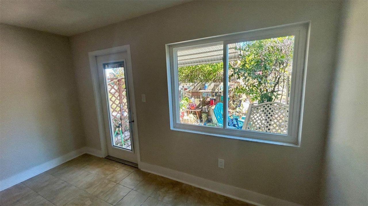 4570 Overlook Drive Ne, Unit 180, Saint Petersburg, FL 33703 Photo